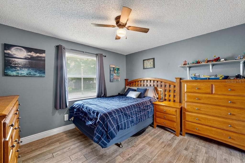 For Sale: $415,000 (3 beds, 2 baths, 1766 Square Feet)