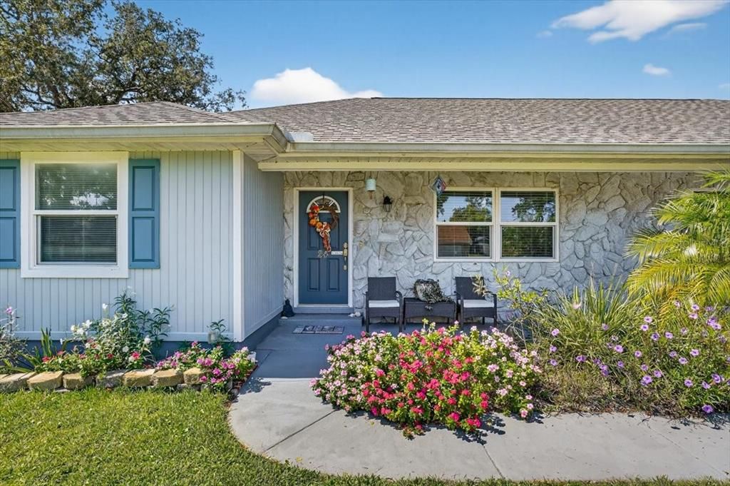 For Sale: $415,000 (3 beds, 2 baths, 1766 Square Feet)