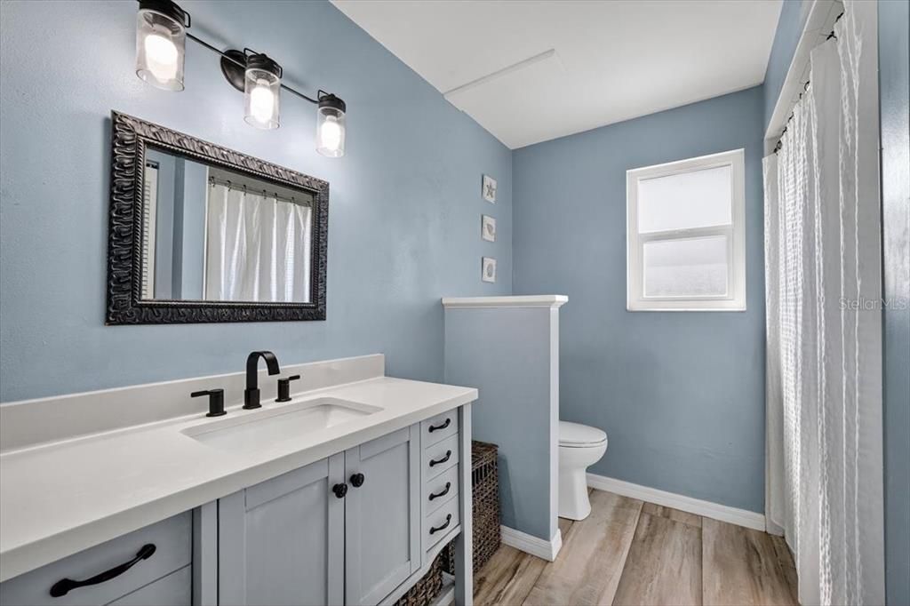 For Sale: $415,000 (3 beds, 2 baths, 1766 Square Feet)