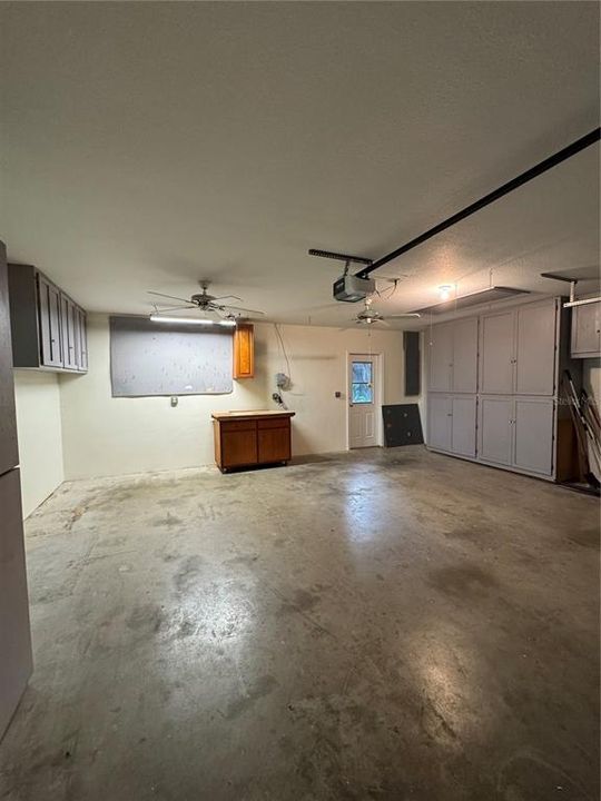 For Sale: $454,900 (3 beds, 2 baths, 1663 Square Feet)