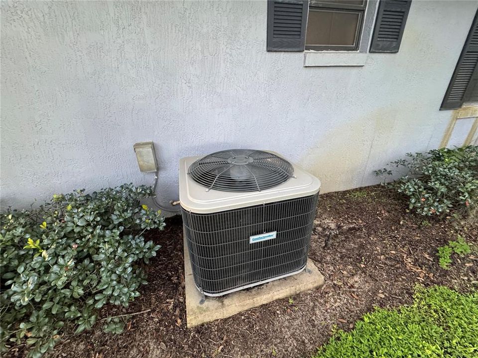 For Sale: $454,900 (3 beds, 2 baths, 1663 Square Feet)