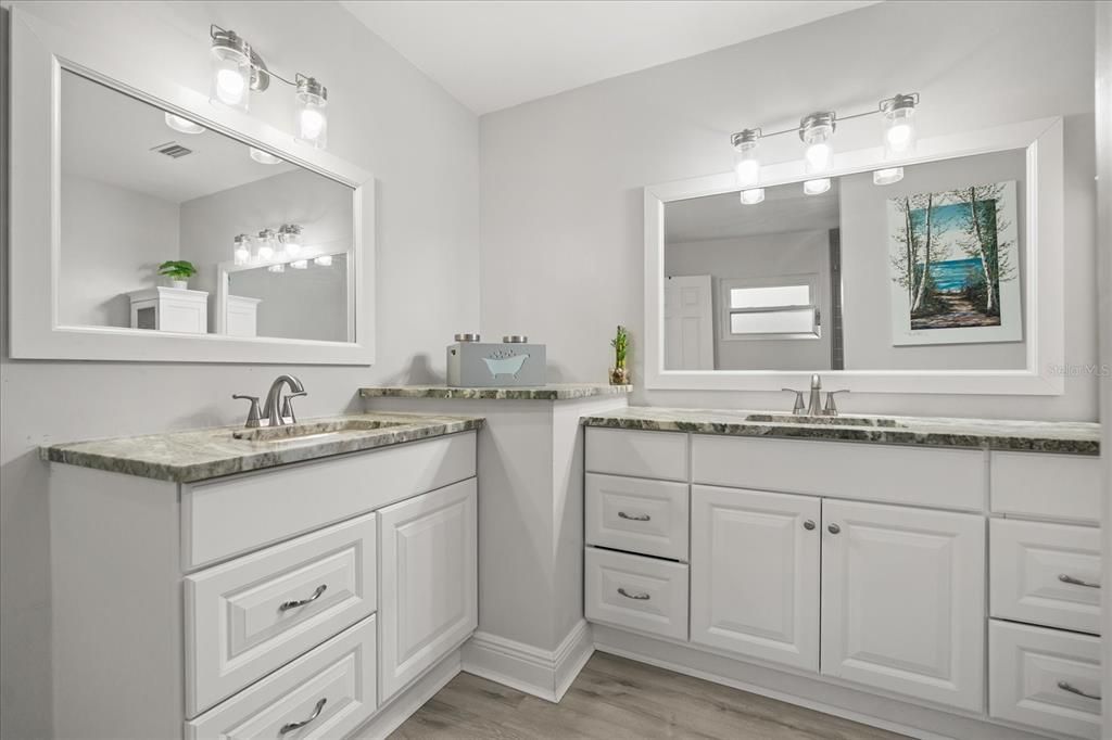 For Sale: $450,000 (4 beds, 2 baths, 2427 Square Feet)