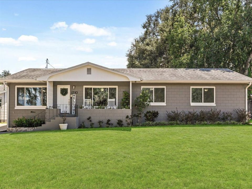 For Sale: $450,000 (4 beds, 2 baths, 2427 Square Feet)