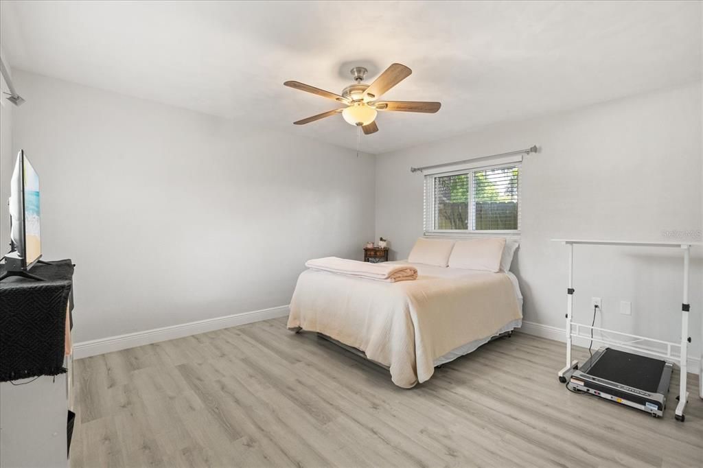 For Sale: $450,000 (4 beds, 2 baths, 2427 Square Feet)