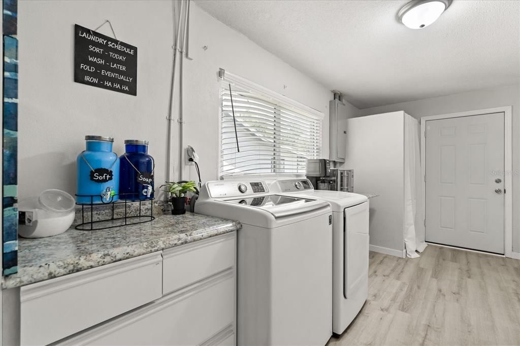 For Sale: $450,000 (4 beds, 2 baths, 2427 Square Feet)