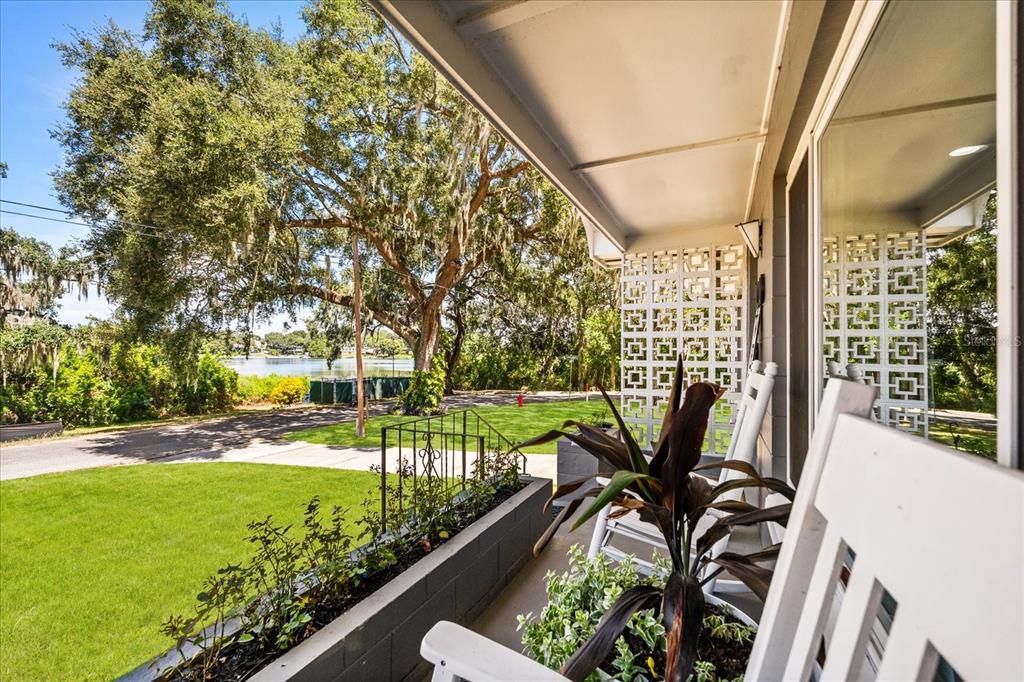 For Sale: $450,000 (4 beds, 2 baths, 2427 Square Feet)