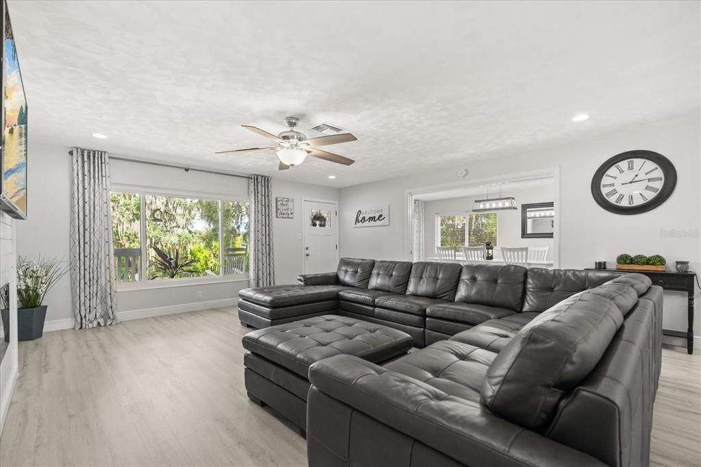 For Sale: $450,000 (4 beds, 2 baths, 2427 Square Feet)