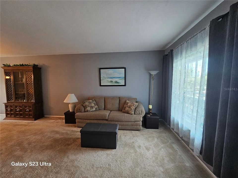 Active With Contract: $135,000 (2 beds, 2 baths, 1100 Square Feet)