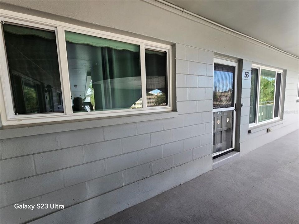 Active With Contract: $135,000 (2 beds, 2 baths, 1100 Square Feet)