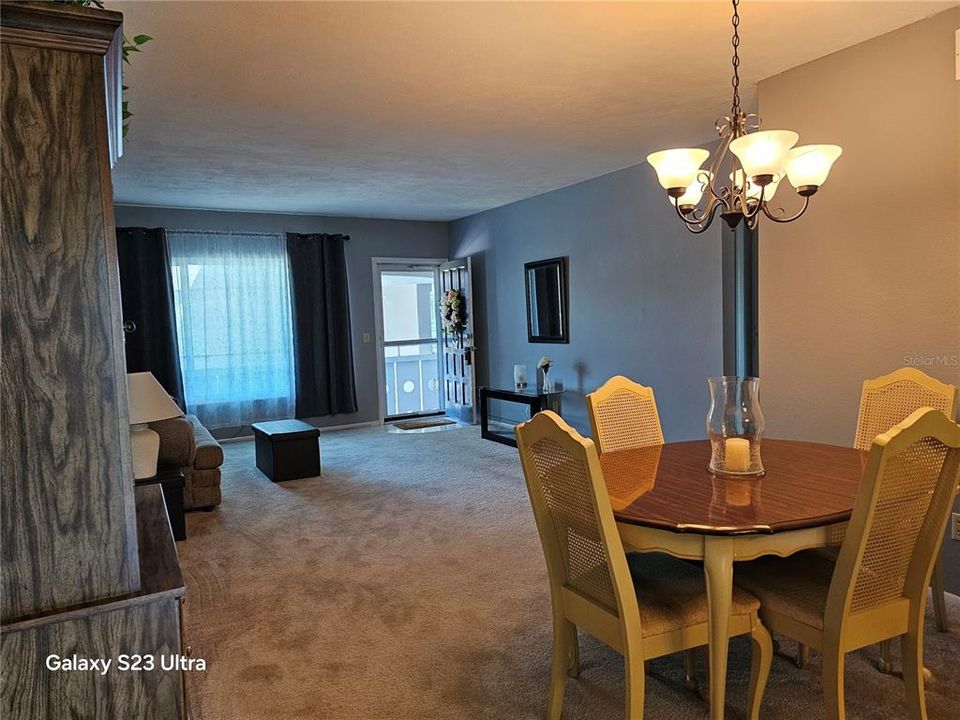 Active With Contract: $135,000 (2 beds, 2 baths, 1100 Square Feet)