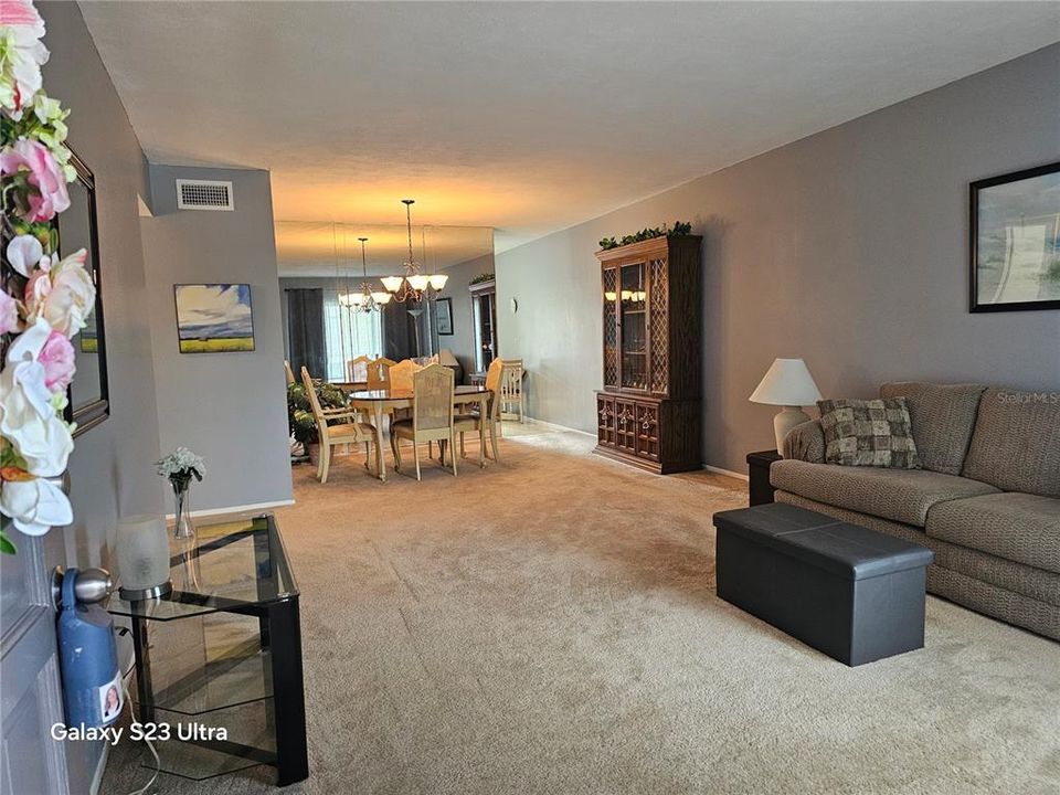 Active With Contract: $135,000 (2 beds, 2 baths, 1100 Square Feet)