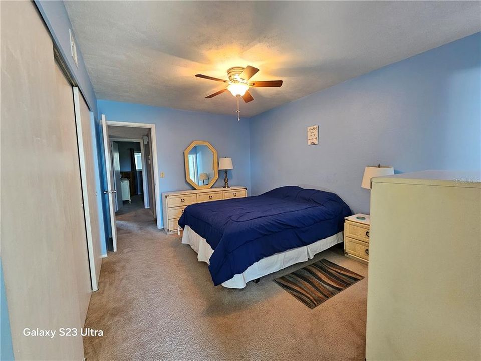 Active With Contract: $135,000 (2 beds, 2 baths, 1100 Square Feet)