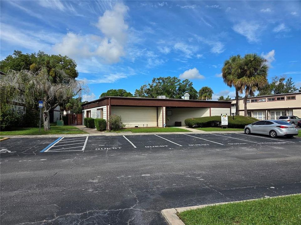 Activo con contrato: $1,350 (1 camas, 1 baños, 762 Pies cuadrados)