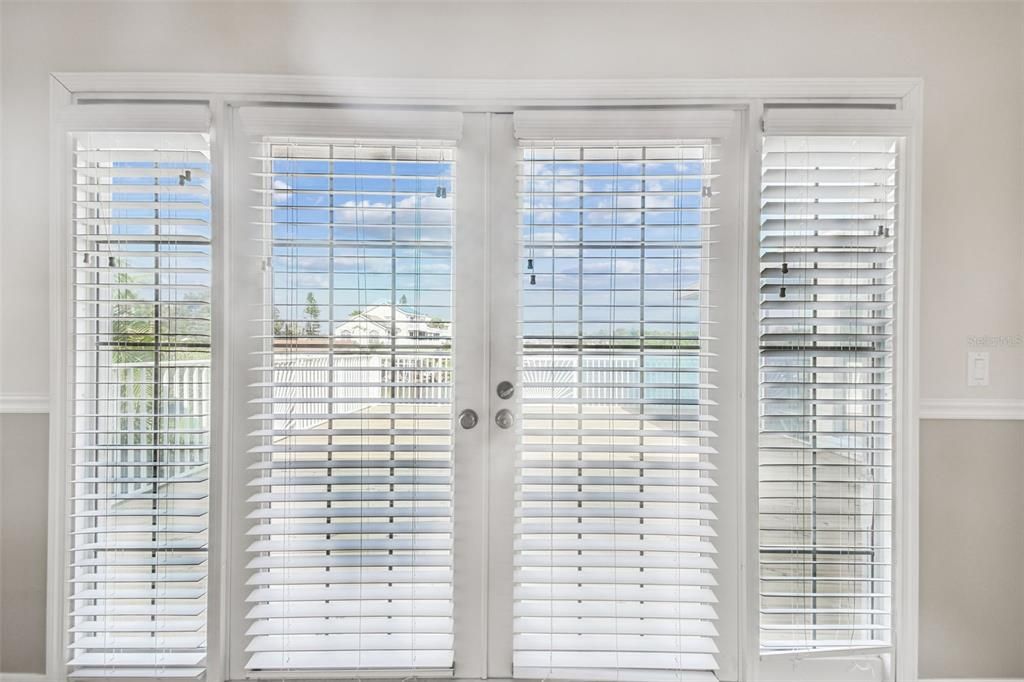 待售: $995,000 (3 贝兹, 3 浴室, 1922 平方英尺)