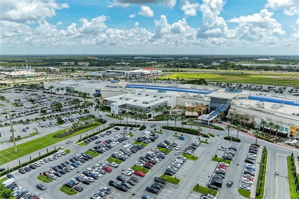 Active With Contract: $299,900 (3 beds, 2 baths, 1596 Square Feet)