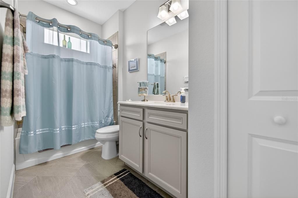 En Venta: $600,000 (2 camas, 2 baños, 2067 Pies cuadrados)