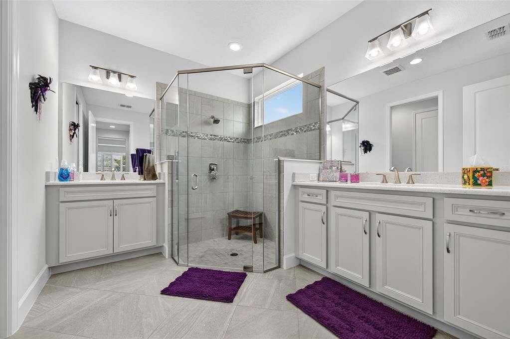 En Venta: $600,000 (2 camas, 2 baños, 2067 Pies cuadrados)