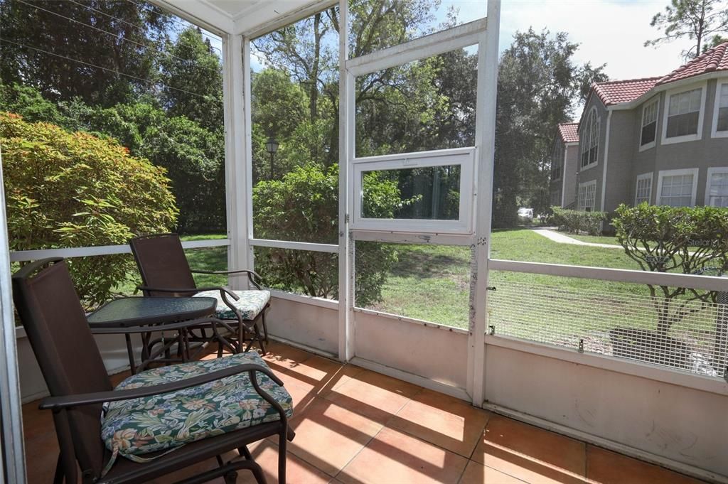 Active With Contract: $224,900 (3 beds, 2 baths, 1151 Square Feet)