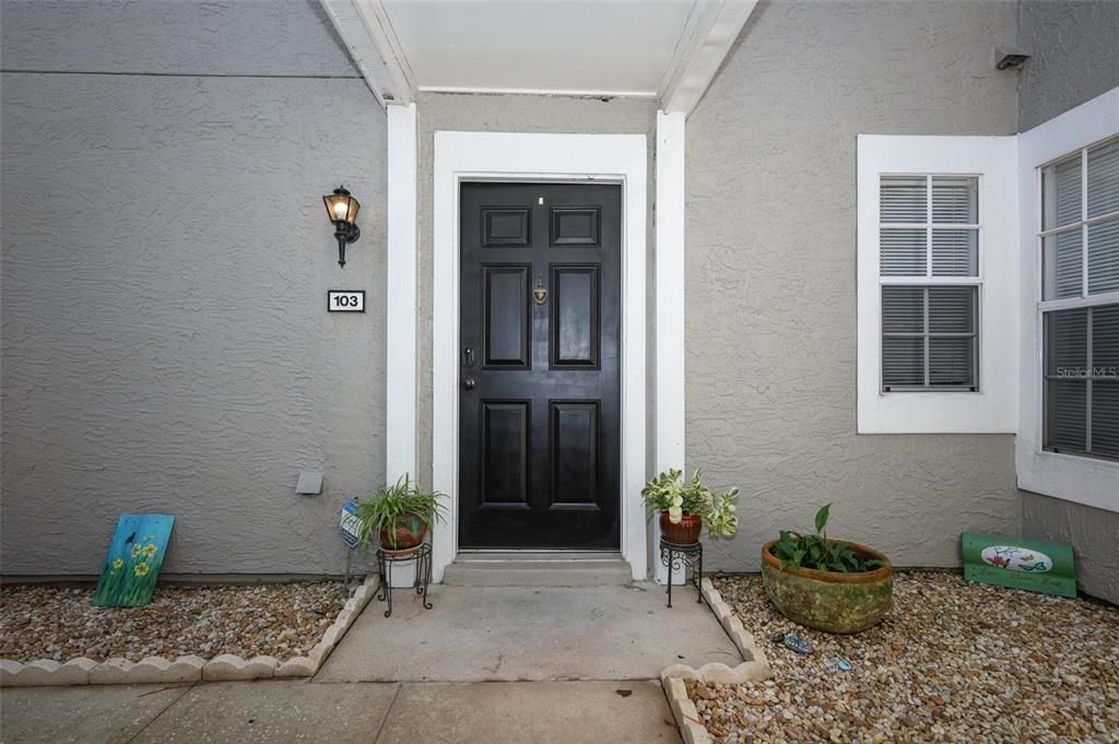 Active With Contract: $224,900 (3 beds, 2 baths, 1151 Square Feet)