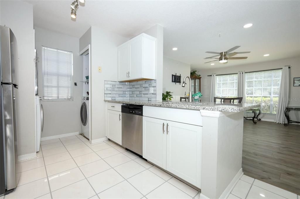 Active With Contract: $224,900 (3 beds, 2 baths, 1151 Square Feet)