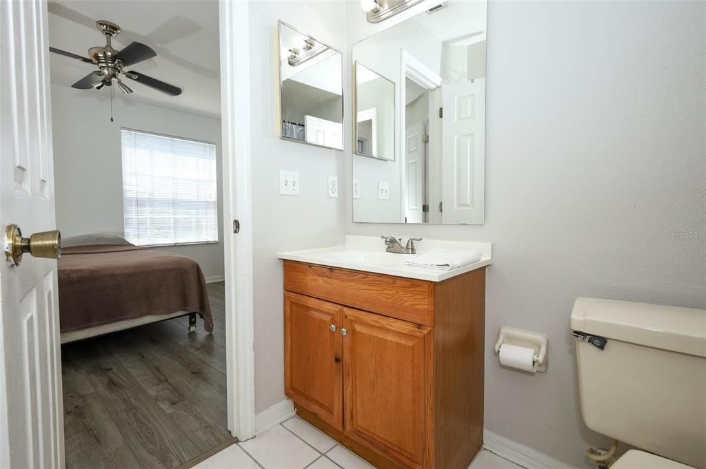 Active With Contract: $224,900 (3 beds, 2 baths, 1151 Square Feet)