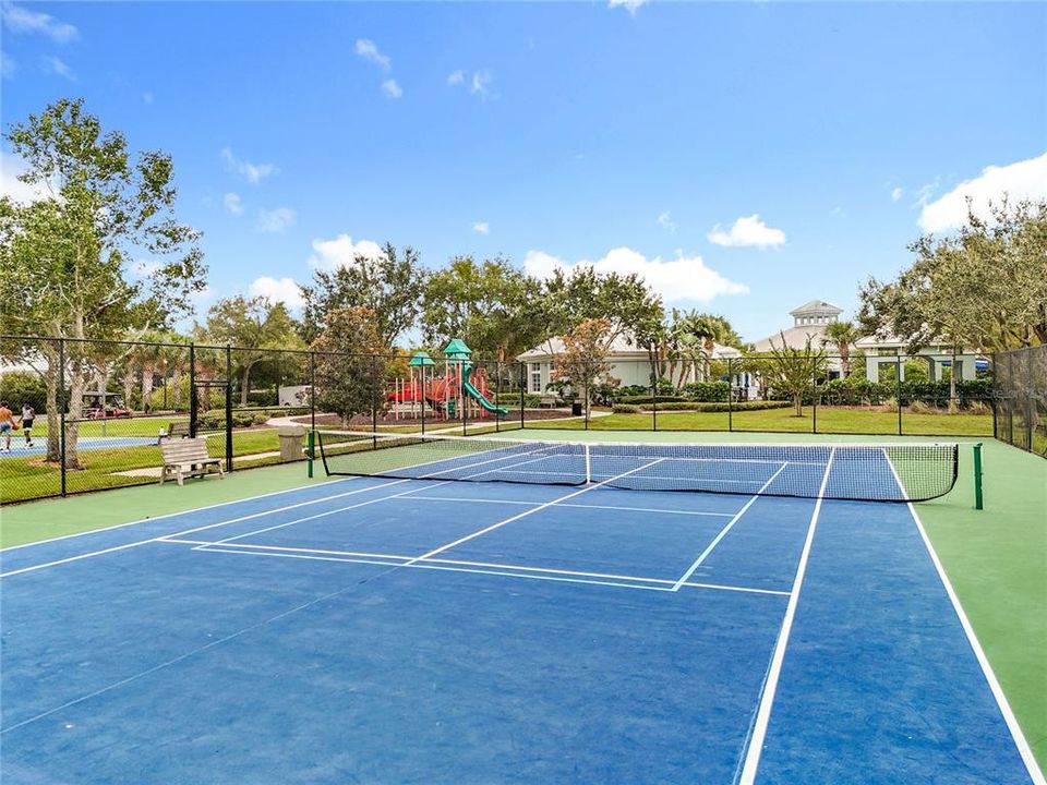 For Sale: $279,000 (3 beds, 2 baths, 1550 Square Feet)