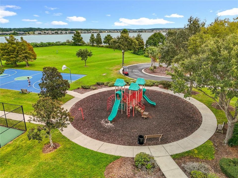 For Sale: $279,000 (3 beds, 2 baths, 1550 Square Feet)