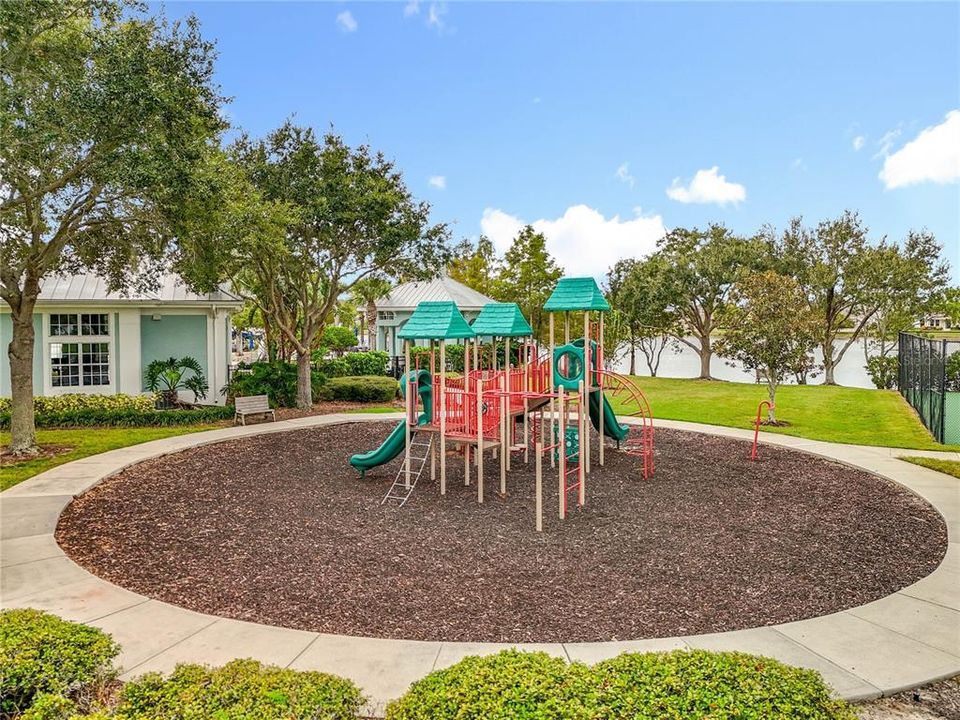 For Sale: $279,000 (3 beds, 2 baths, 1550 Square Feet)