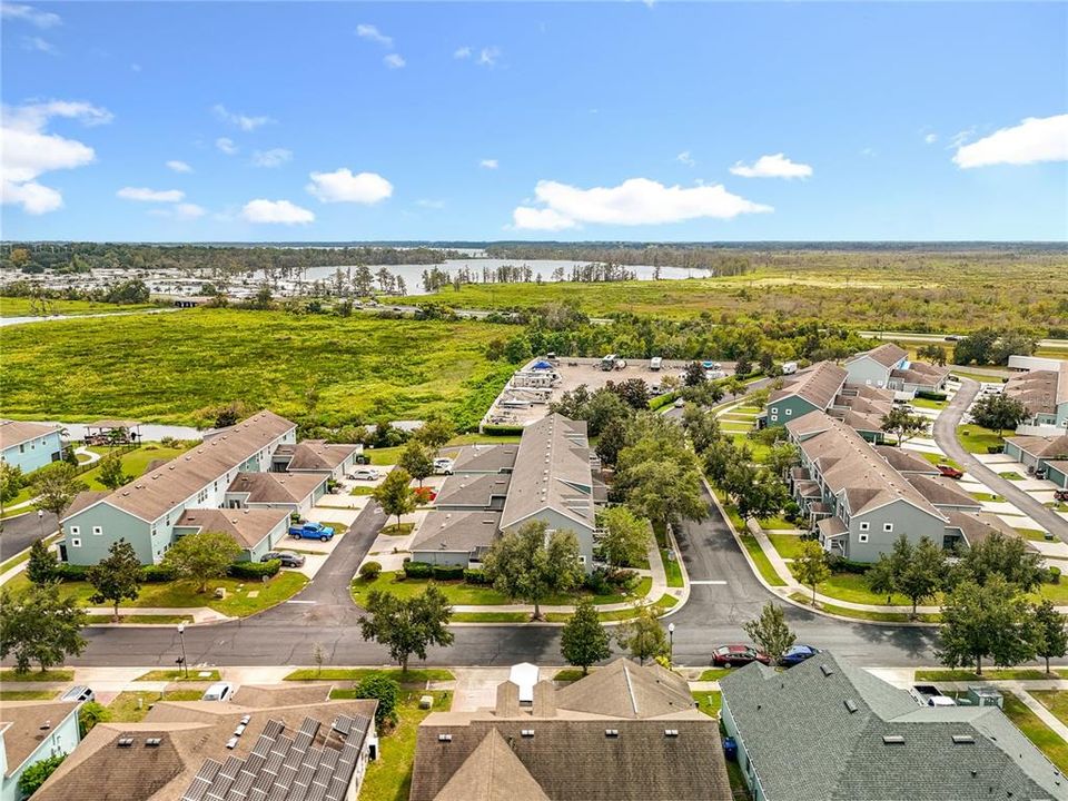 For Sale: $279,000 (3 beds, 2 baths, 1550 Square Feet)