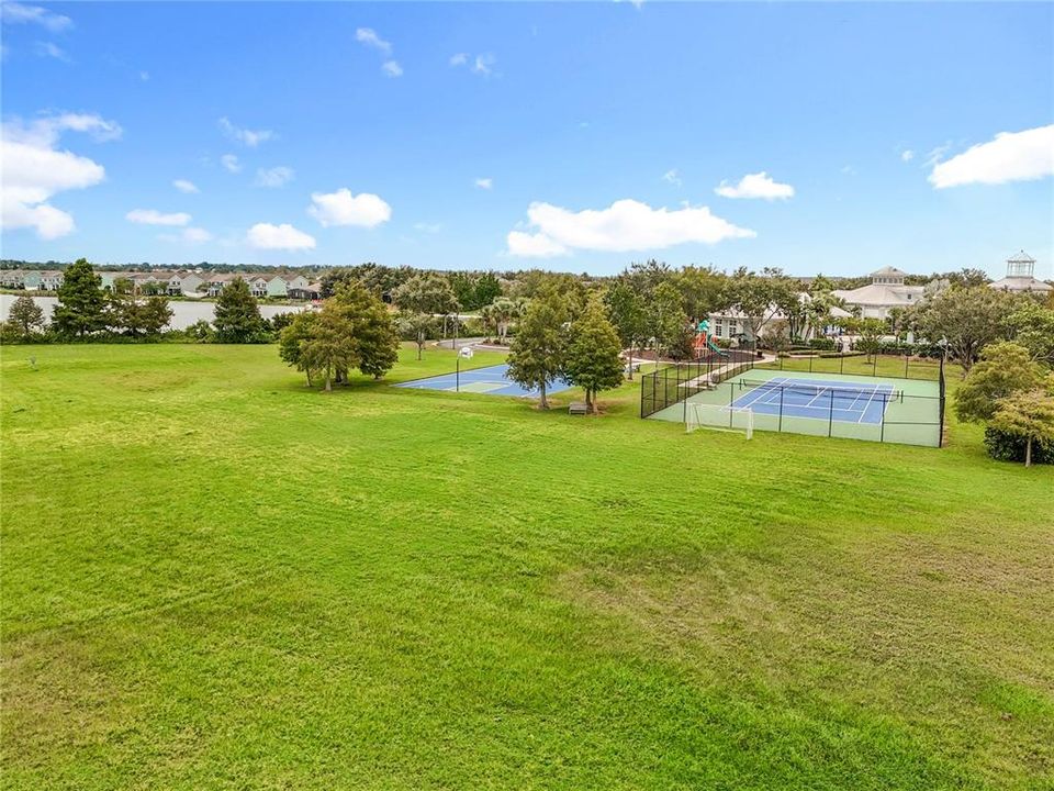 For Sale: $279,000 (3 beds, 2 baths, 1550 Square Feet)