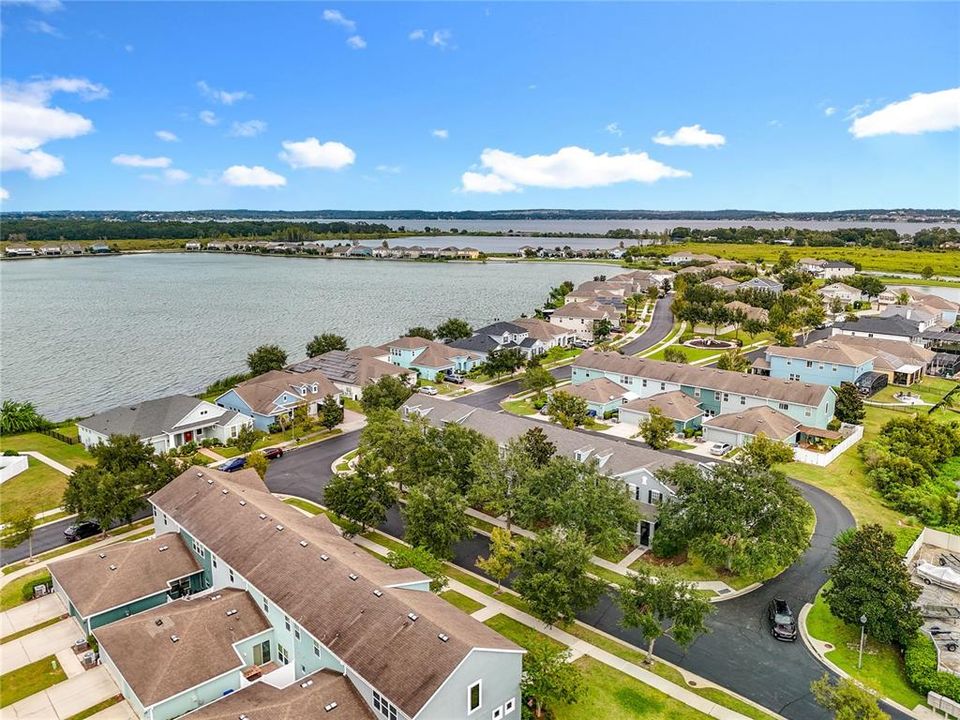 For Sale: $279,000 (3 beds, 2 baths, 1550 Square Feet)