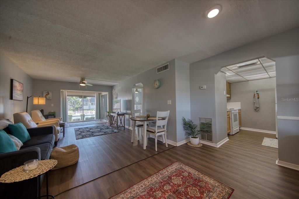 В аренду: $1,750 (1 спален, 1 ванн, 775 Квадратных фут)