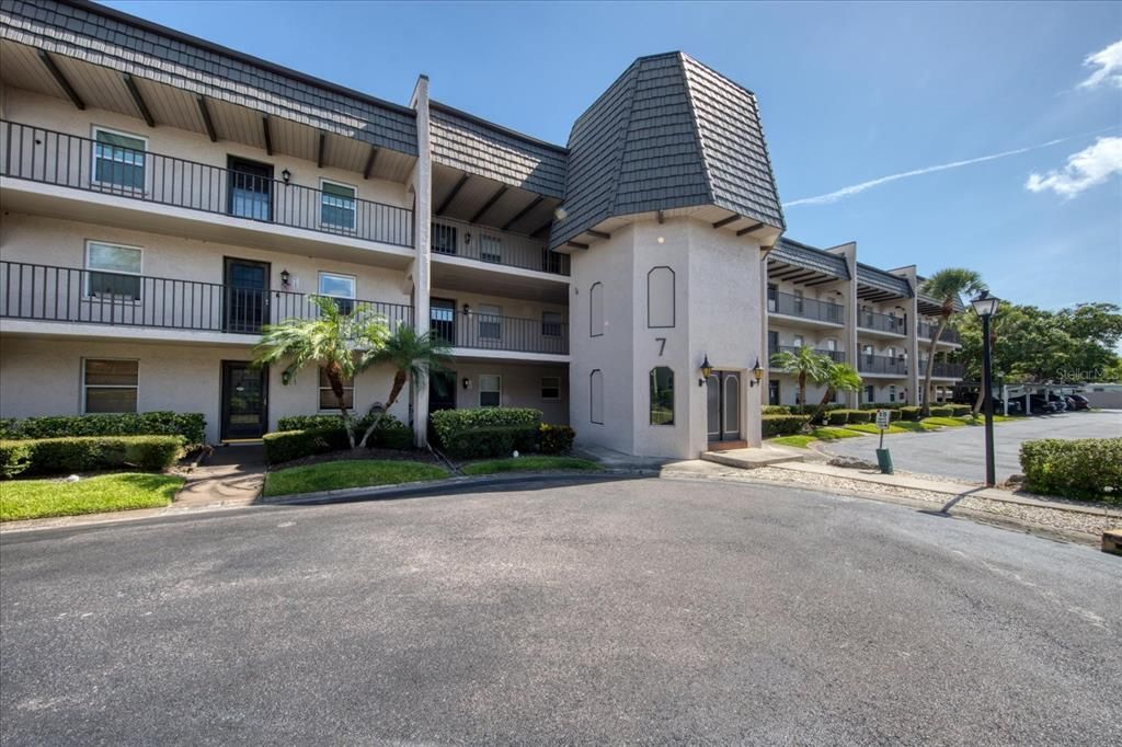 В аренду: $1,750 (1 спален, 1 ванн, 775 Квадратных фут)