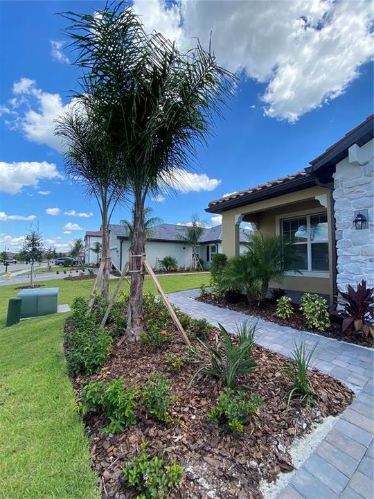 For Rent: $3,000 (2 beds, 2 baths, 1950 Square Feet)