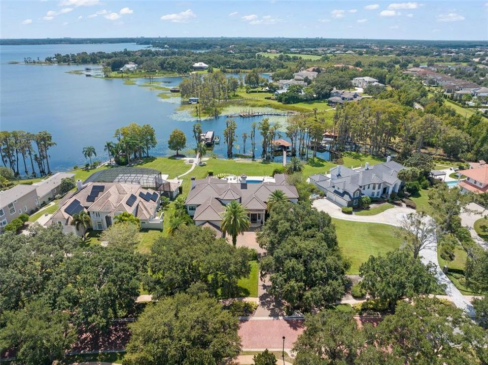 For Sale: $4,650,000 (5 beds, 5 baths, 7183 Square Feet)