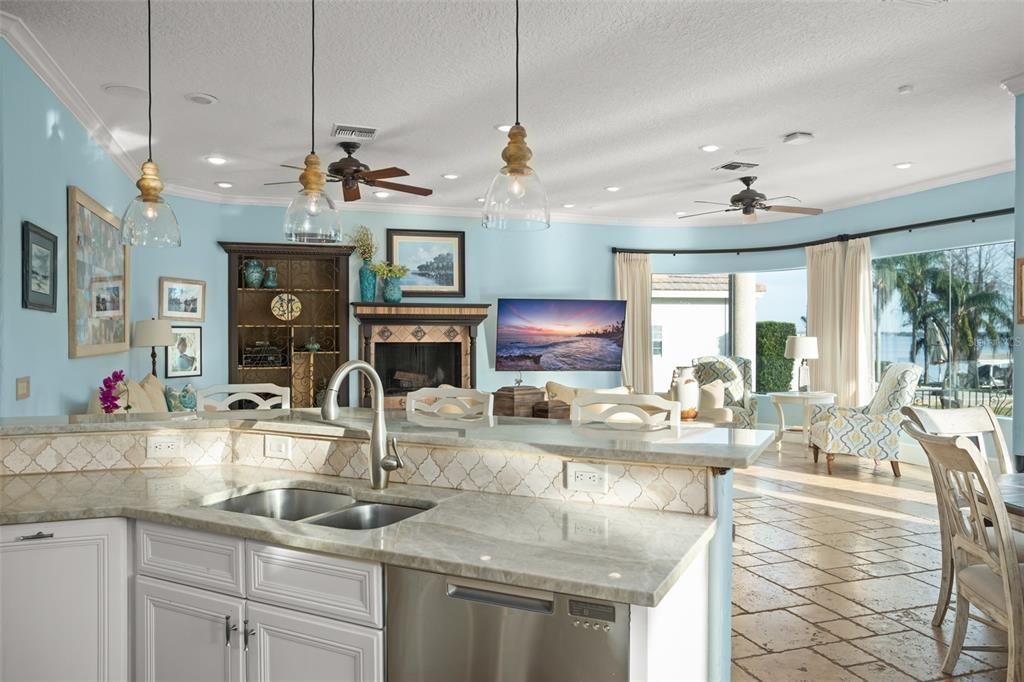 For Sale: $4,650,000 (5 beds, 5 baths, 7183 Square Feet)