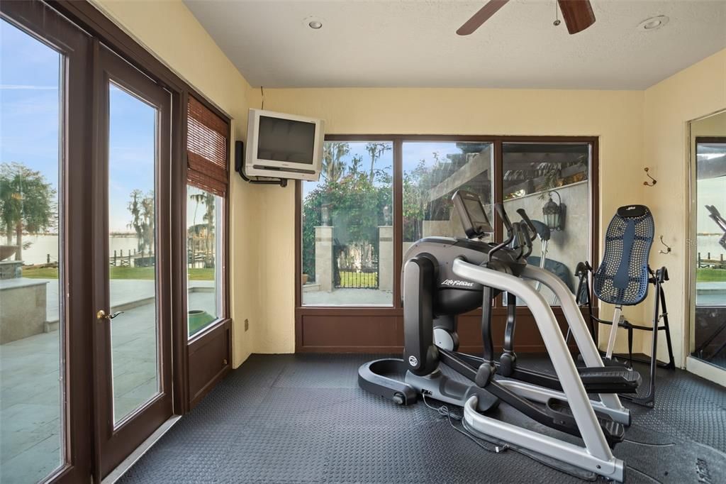 For Sale: $4,650,000 (5 beds, 5 baths, 7183 Square Feet)