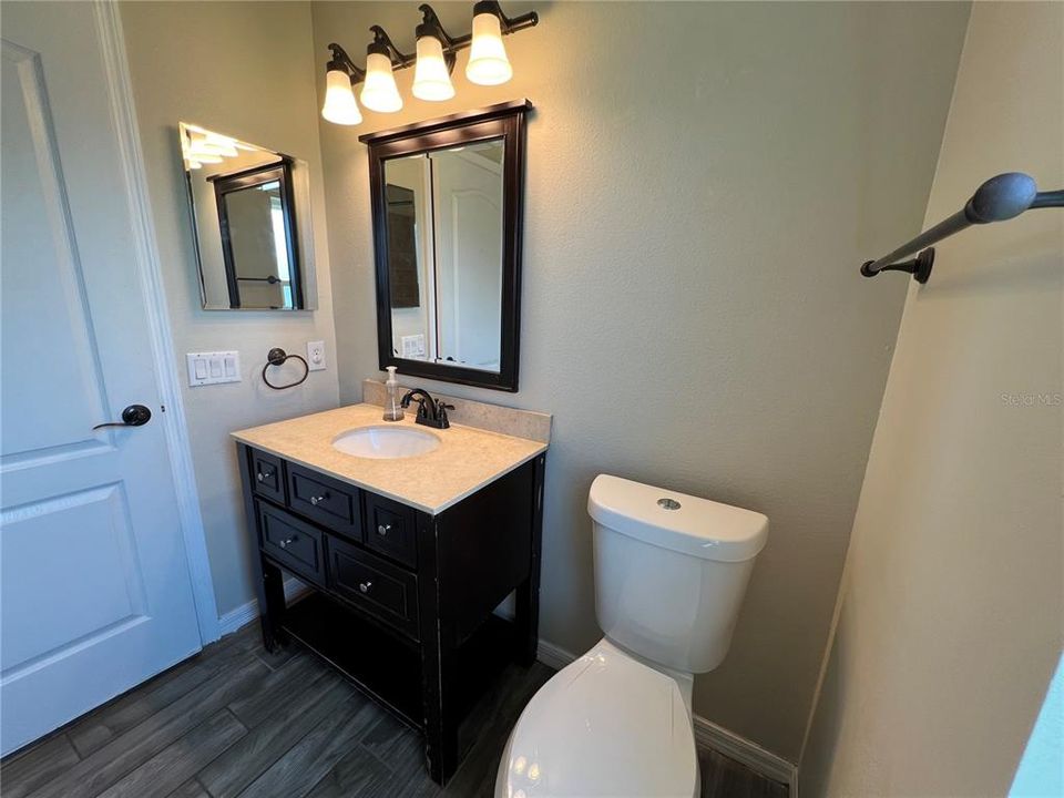 Active With Contract: $2,750 (3 beds, 2 baths, 1578 Square Feet)