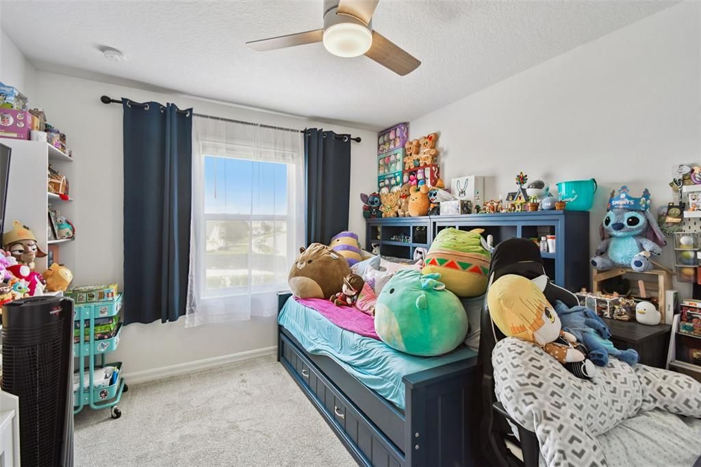 Под контрактом: $370,000 (4 спален, 2 ванн, 1685 Квадратных фут)