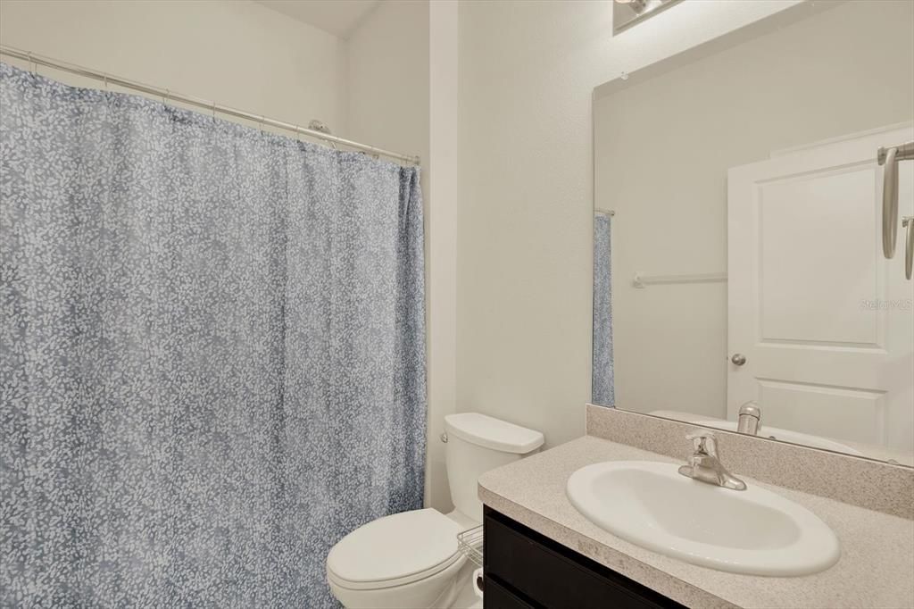 For Sale: $359,000 (3 beds, 2 baths, 1569 Square Feet)