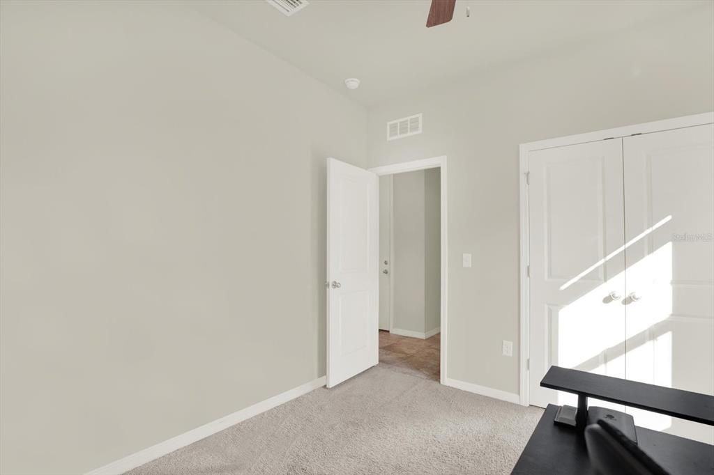 For Sale: $359,000 (3 beds, 2 baths, 1569 Square Feet)