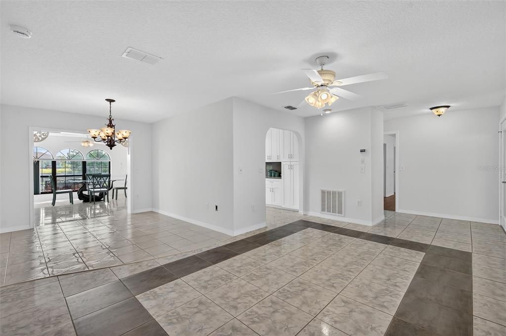 Active With Contract: $619,900 (3 beds, 4 baths, 2090 Square Feet)