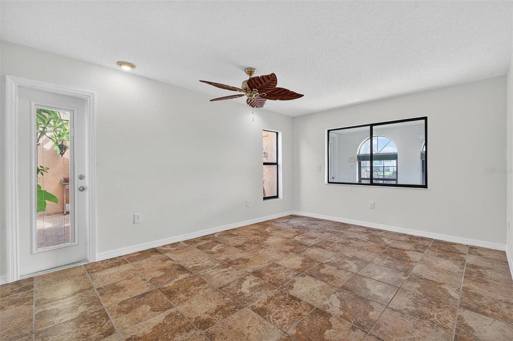 Active With Contract: $619,900 (3 beds, 4 baths, 2090 Square Feet)