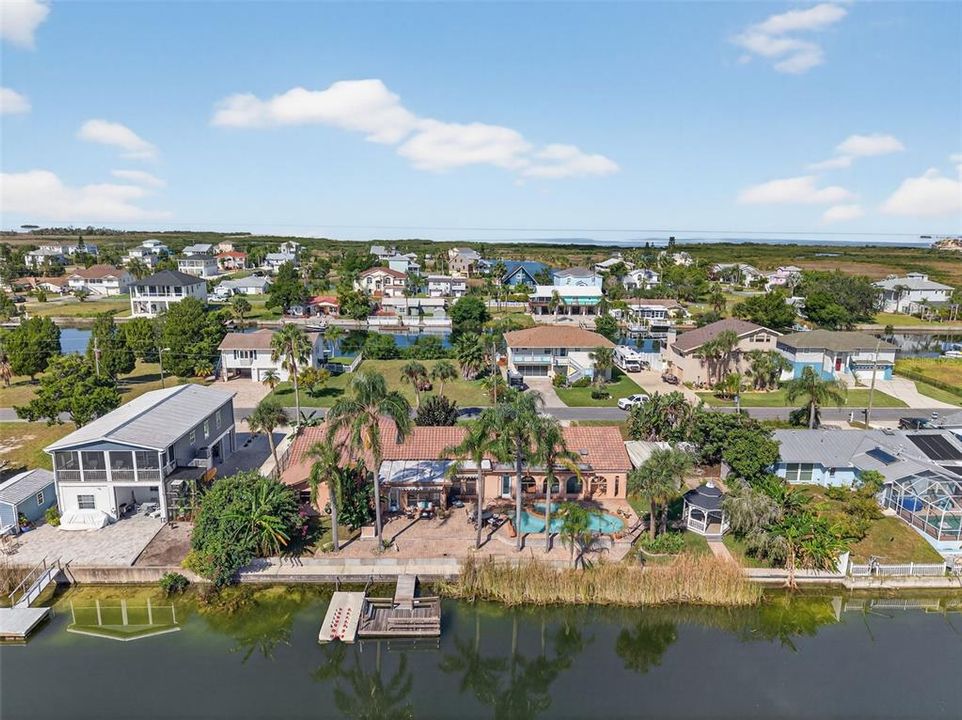 Active With Contract: $619,900 (3 beds, 4 baths, 2090 Square Feet)