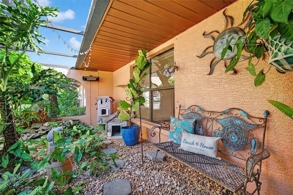 Active With Contract: $619,900 (3 beds, 4 baths, 2090 Square Feet)