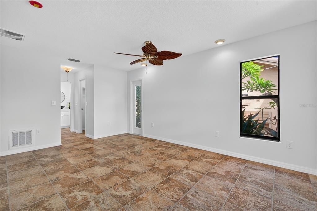 Active With Contract: $619,900 (3 beds, 4 baths, 2090 Square Feet)