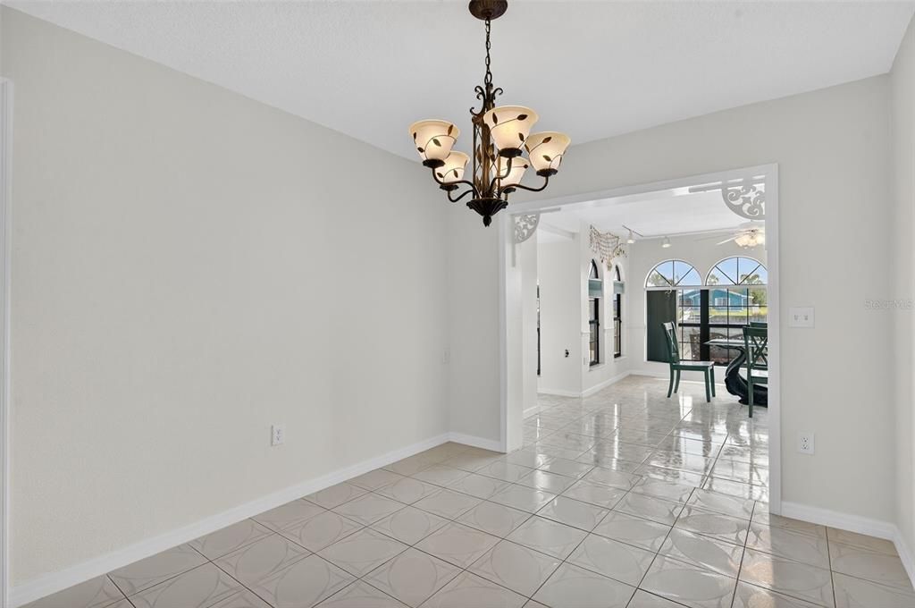 Active With Contract: $619,900 (3 beds, 4 baths, 2090 Square Feet)