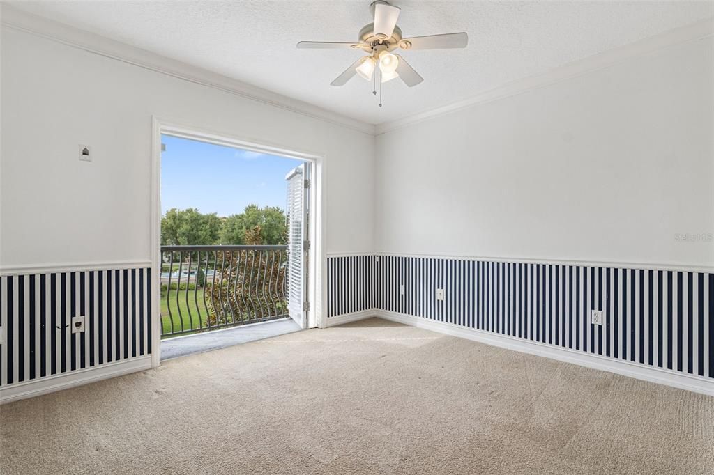 For Sale: $410,000 (3 beds, 3 baths, 2388 Square Feet)