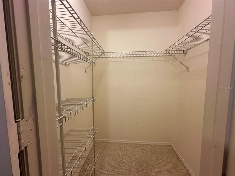 待售: $210,000 (2 贝兹, 2 浴室, 1060 平方英尺)