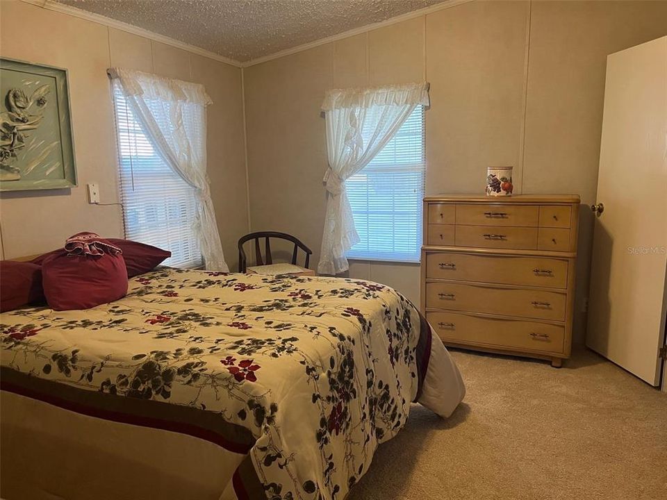 На продажу: $105,900 (2 спален, 2 ванн, 1056 Квадратных фут)